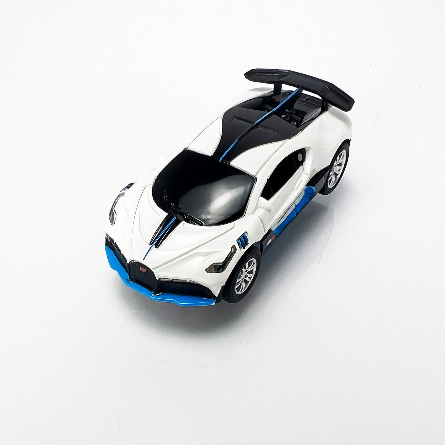 Track racing car accessories, toy car model. 1:64 model car